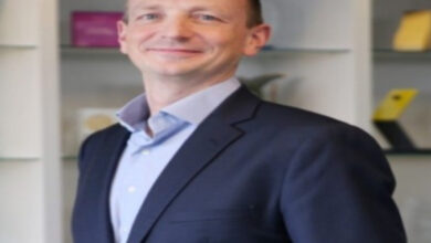 giles hurley