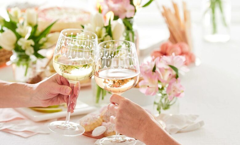Easy and Elegant Wine Gift Ideas for Mother’s Day