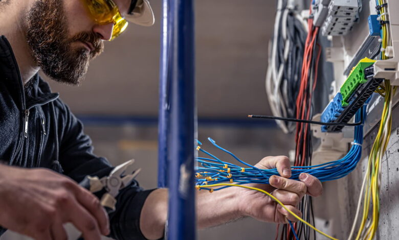 Top Reasons to Hire a Commercial Electrician in Canberra for Your Business