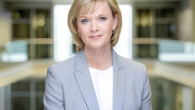 julie etchingham