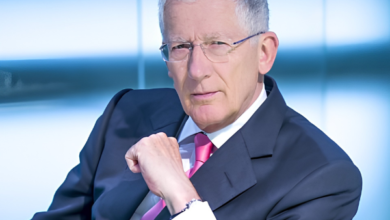 nick hewer