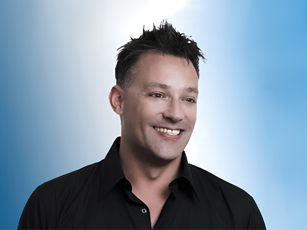 toby anstis