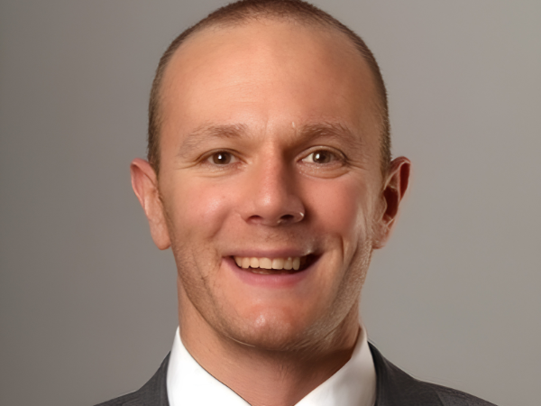 Dan Lewindon